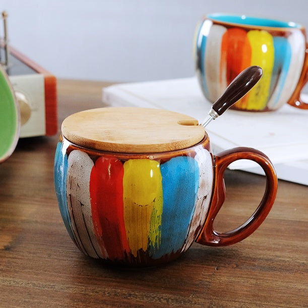 Taza de Cerámica Creativa – Diseño Elegante con Tapa y Cuchara